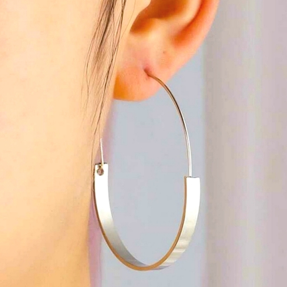 The Everyday Modern Minimalist Silver Hoop Earring